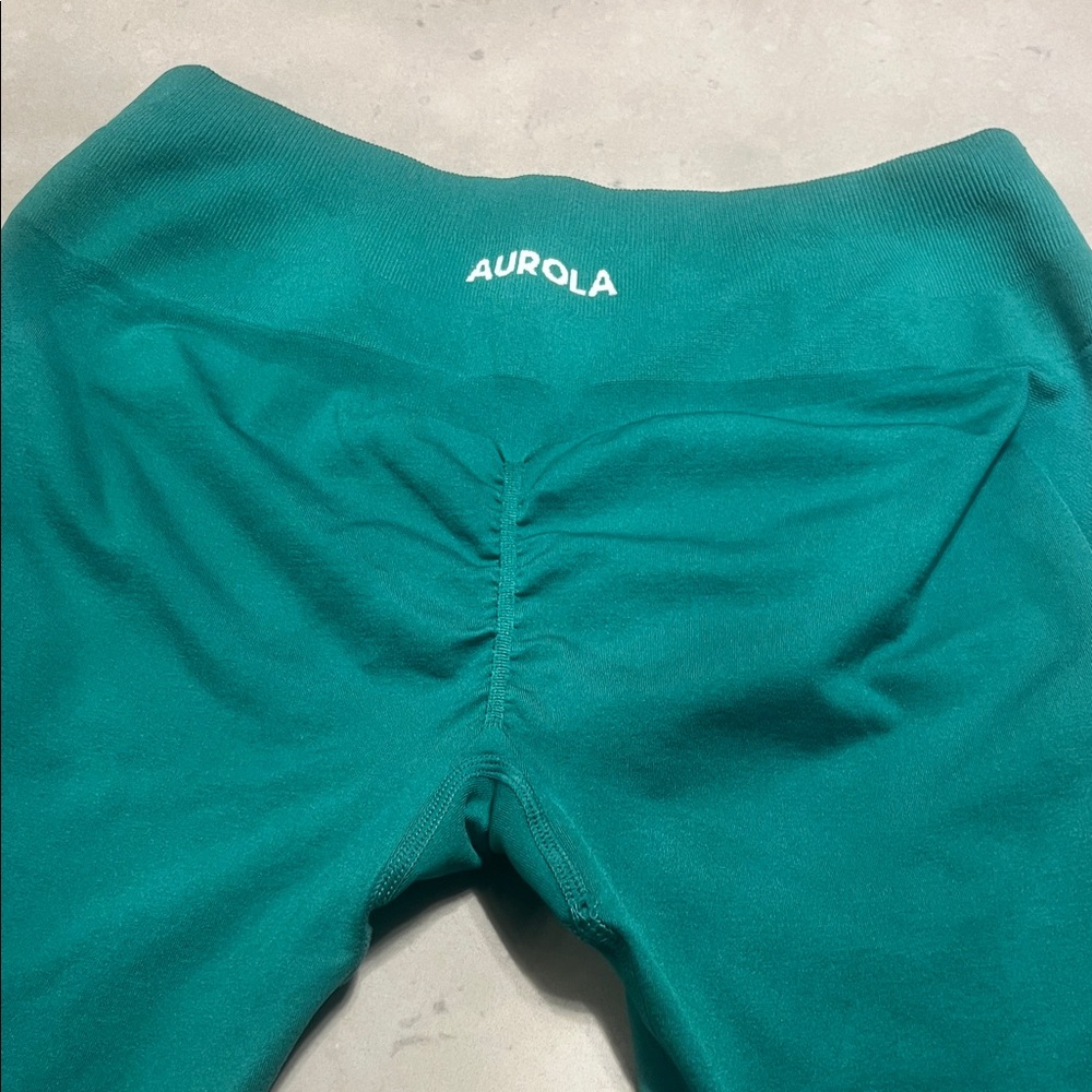 Green aurola work out leggings